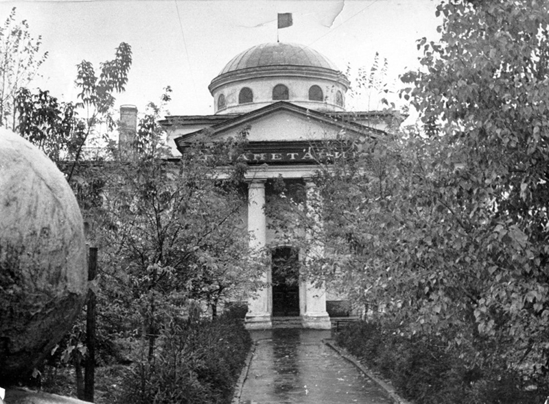 Нижегородский планетарий в здании Алексеевской церкви Благовещенского монастыря
